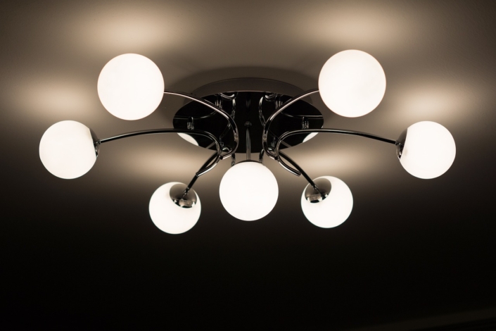 Ceiling-lamp-335975_1280